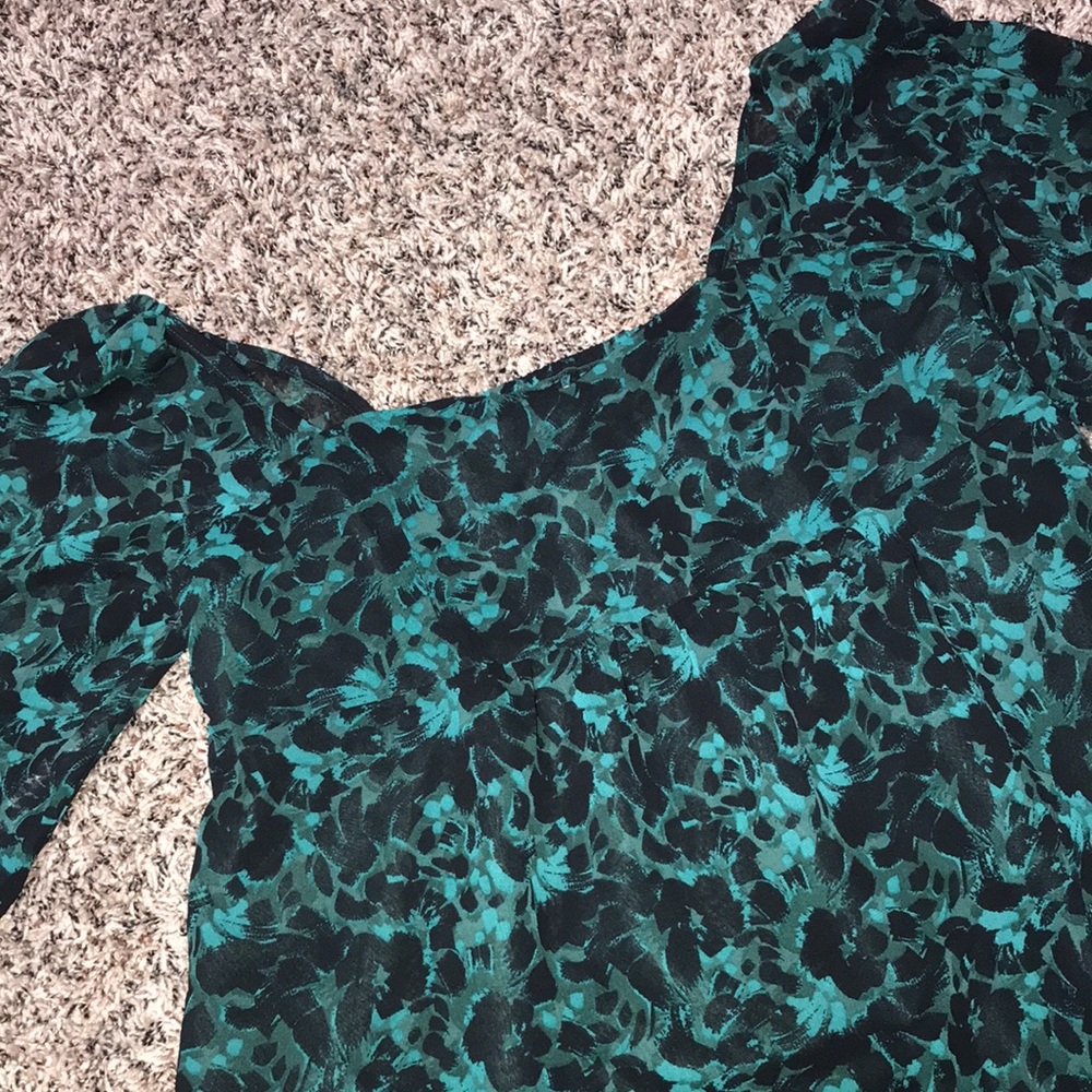 HP🥳Isabel Maternity Floral Green Black Sheer Long Sleeve Maternity Top | NWT!🐠 - Picture 4 of 6